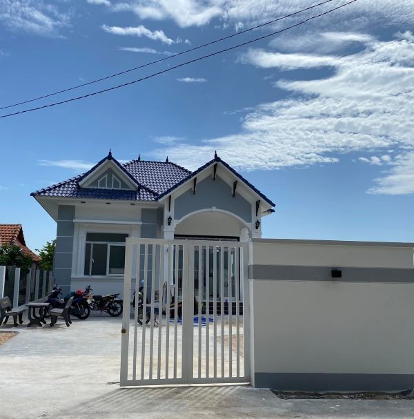 Chàng YouTuber cho biết tổng chi phí xây dựng và hoàn thiện toàn bộ nội thất cho nhà mới sẽ tốn khoảng gần 1 tỷ đồng.