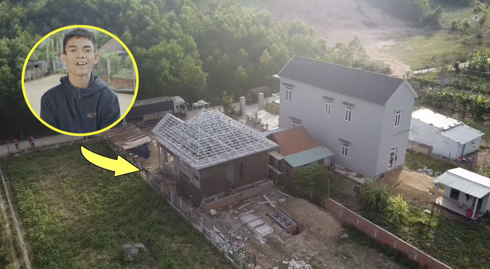 Cuối năm 2021, người hâm mộ vui mừng khi biết So Y Tiết có thể mua một mảnh đất rộng thênh thang ở quê để xây nhà riêng sau 30 năm chăn bò thuê, ở trọ.