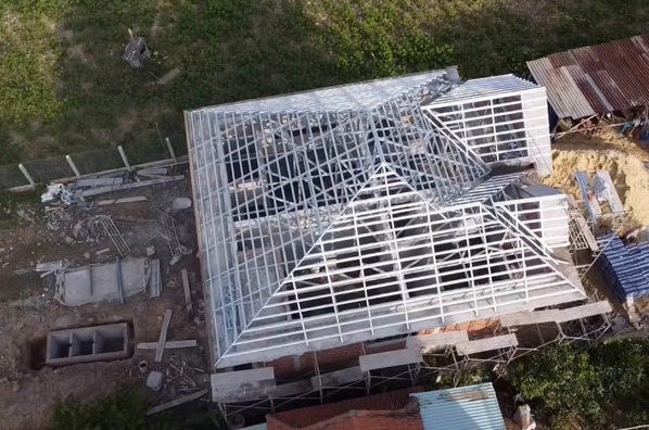 So Y Tiết từng tâm sự. “Nó rất đặc biệt, mảnh đất đầu tiên này mình mua được, đã chấm dứt 34 năm cuộc đời ở trọ, ở đợ, ở thuê. Một cuộc đời không mái ấm...nó sẽ chấm dứt. Và mình hạnh phúc. Khó tả lắm. Mình xin cảm ơn tất cả