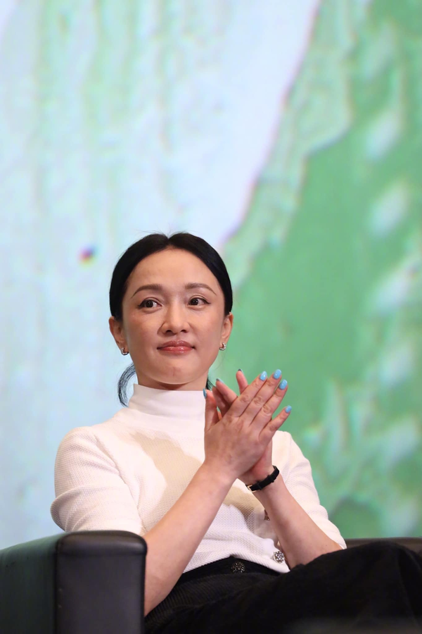 Khí chất ngời ngời của Châu Tấn trong buổi ra mắt phim.