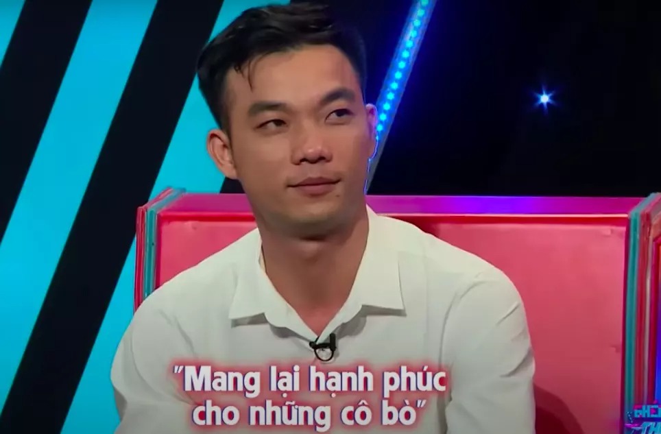 Trung Hiếu mang đến những tràng cười sảng khoái nhờ tính hài hước. 