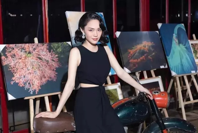 Sau đám cưới, Minh Hằng tạm gác lại việc đi hưởng tuần trăng mật để tập trung vào công việc. Nữ ca sĩ cũng hiếm khi nhắc tới doanh nhân Quốc Bảo, song cuộc sống tân hôn vẫn được 