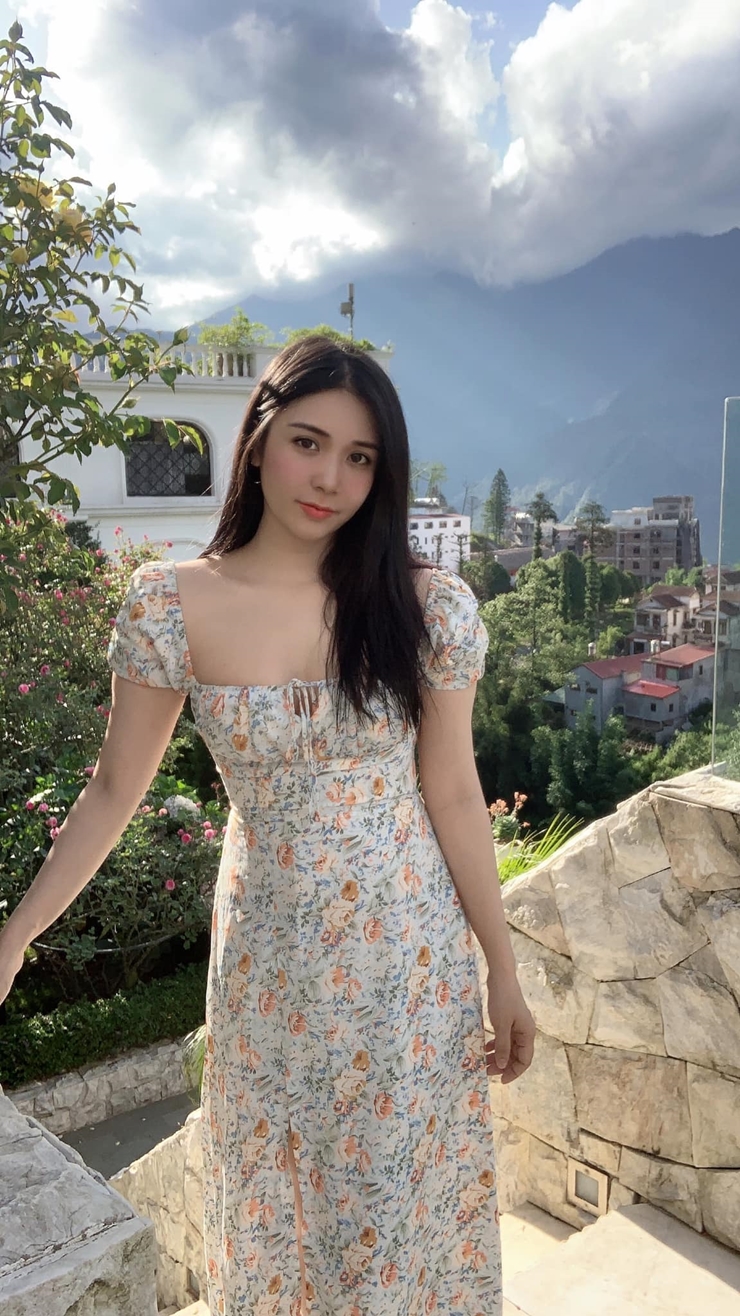 Ở thời điểm hiện tại Thanh Bi được nhận xét ngày càng nhuận sắc, vẻ ngoài xinh đẹp của cô được nhiều người ngợi khen.