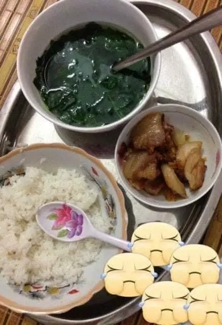 Mỗi mâm cơm mẹ chồng nấu, nàng dâu chỉ cố gắng lắm ăn được 3 miếng