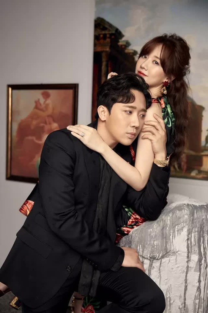 Tuy vậy Hari Won và Trấn Thành vẫn giữ được hạnh phúc đến tận thời điểm hiện tại.