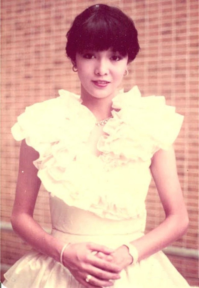 amp;#34;Quốc bảo nhan sắcamp;#34; từng tát Lưu Gia Linh, khinh Châu Tinh Trì giờ gây thất vọng, thành amp;#34;yêu quáiamp;#34; - 10