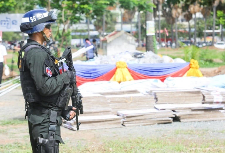 Campuchia đang kiểm tra người nước ngoài sống trên cả nước. (Ảnh: Khmer Times)