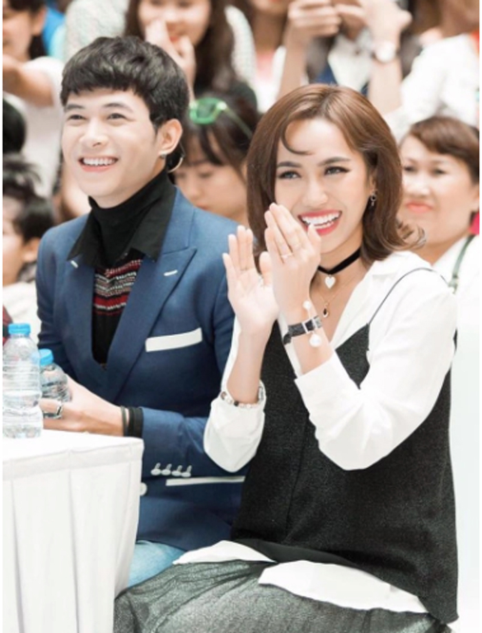 Vài năm sau, cặp đôi lại trở nên kín tiếng hơn, không xuất hiện bên nhau ở những chương trình thực tế, thậm chí không còn lầy lội cập nhật đối phương lên mạng xã hội. Nhiều người còn đồn đoán rằng, chẳng nhẽ cả 2 đã đường ai nấy đi. 