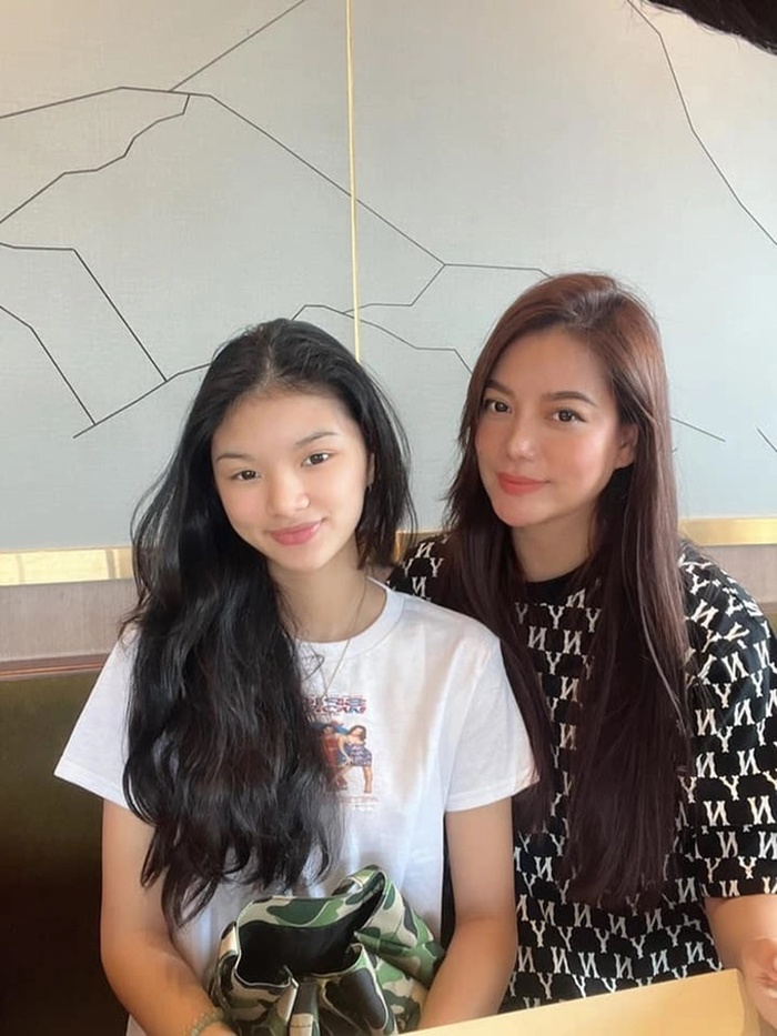 Nhan sắc chuẩn Hoa hậu tương lai của con gái Trương Ngọc Ánh.