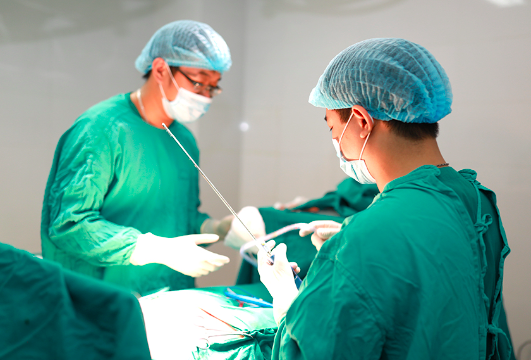 Các bác sĩ ghi nhận sự gia tăng trong nhu cầu làm đẹp của các quý ông. 