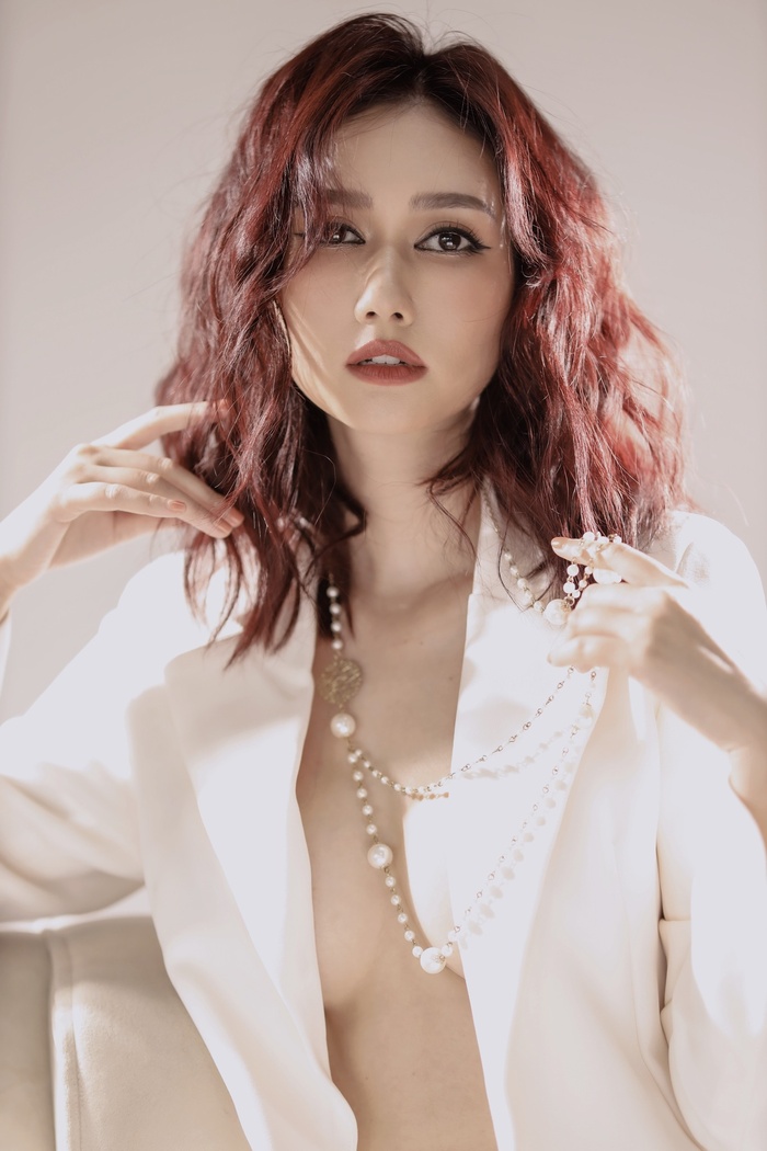 Ai cũng nhận xét rằng nữ diễn viên ngày càng nhuận sắc.