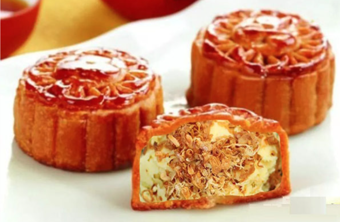 Bánh Trung thu nhân xôi xéo chắc hẳn là món ăn thích hợp cho buổi sáng.