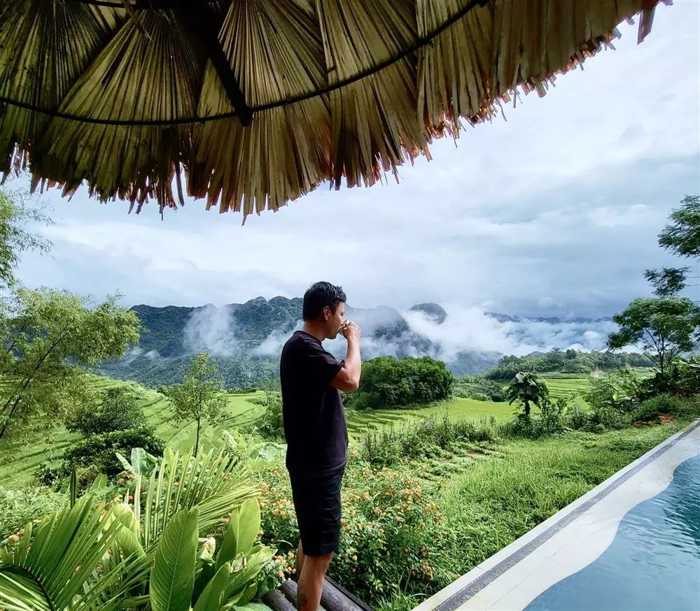 Hồng Đăng tiếp tục đăng ảnh bản thân lên trang cá nhân.