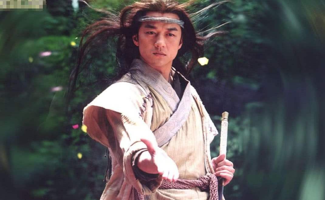 Lý Á Bằng trong “Tiếu ngạo giang hồ” năm 2001