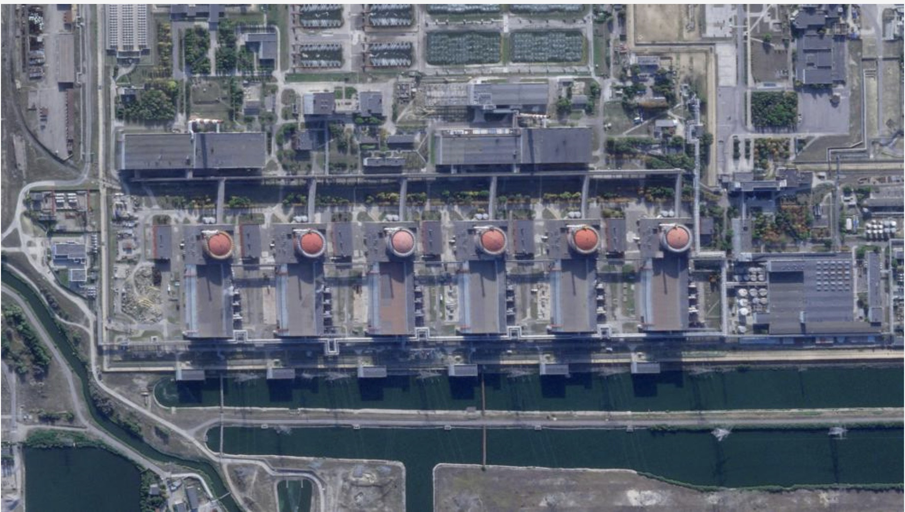 Nhà máy điện hạt nhân Zaporizhzhia có tổng số 6 lò phản ứng. Ảnh: AP