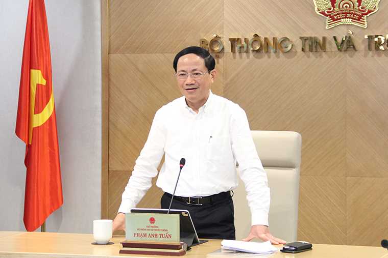 Đồng thời phụ trách các công tác: Nội chính; kế hoạch - tài chính; pháp chế; đổi mới tổ chức quản lý, tái cơ cấu, cổ phần hóa doanh nghiệp nhà nước; thanh tra; báo chí; phát thanh, truyền hình và thông tin điện tử; xuất bản, in và phát hành; thông tin cơ sở; thông tin đối ngoại.