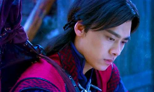 Phải đến khi đóng Cổ kiếm kỳ đàm (2014), tên tuổi Lý Dịch Phong mới thực sự bật lên và trở thành một trong 