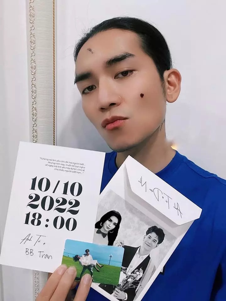 Nam diễn viên cũng không quên dùng thủ thuật photoshop để 