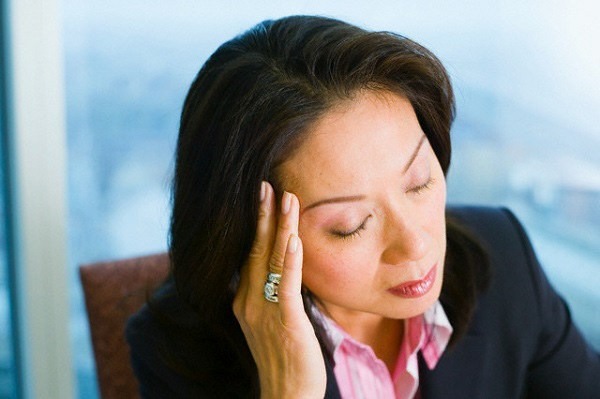 Anh tôi muốn mẹ phải sang nhà thông gia xin lỗi đón chị dâu về. (Ảnh minh họa)