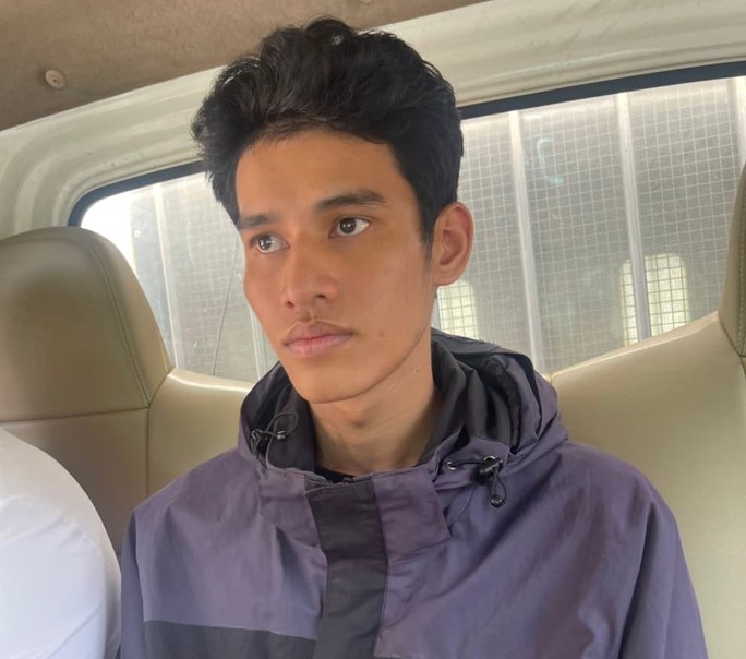 Di lý đối tượng Phú Thành Đạt về Công an TP Buôn Ma Thuột