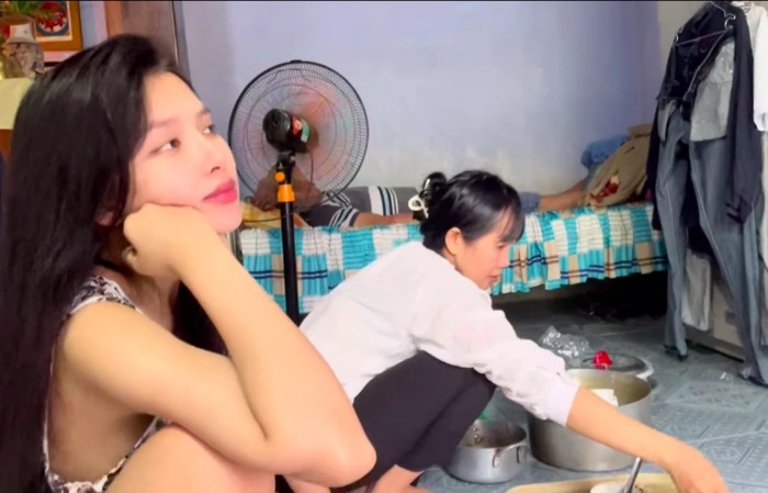 Phan Mạnh Quỳnh tổ chức sinh nhật cho bà xã Huỳnh Khánh Vy.