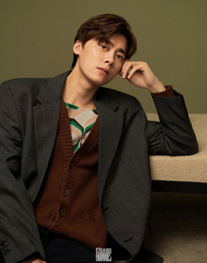 Với nhan sắc đỉnh cao, Lý Dịch Phong là 1 trong những mỹ nam hàng đầu Cbiz