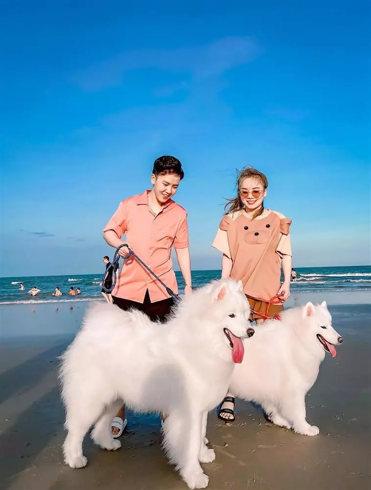 Không lâu nữa, Múi Xù - Bi Bảo sẽ đón con chào đời. Chúc cho mọi điều tốt đẹp sẽ đến với Múi Xù trong quá trình thai kỳ.