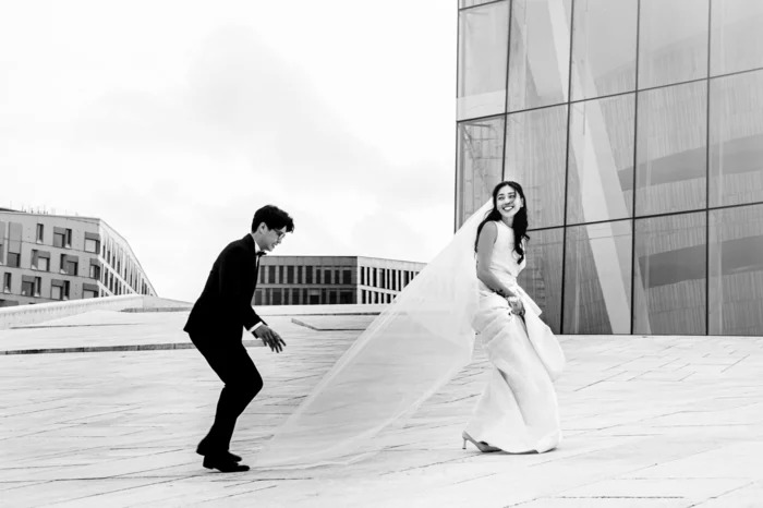 Khoảnh khắc trên của vợ chồng 