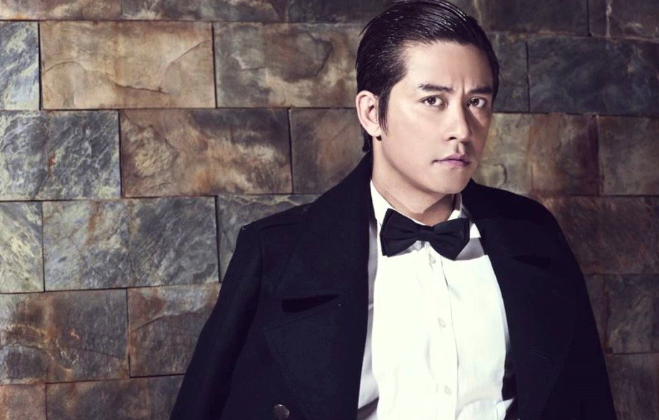 Ca sĩ Tuấn Hưng.