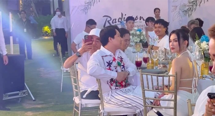 Trần thành là một trong những khách mời tham dự buổi tiệc.