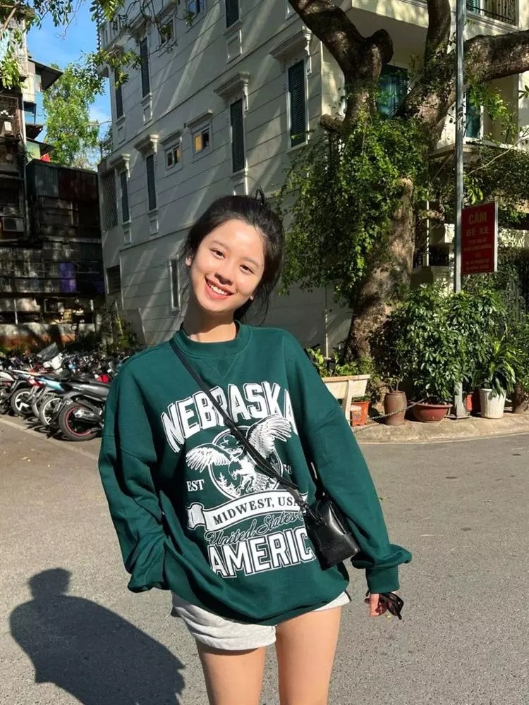 Sở hữu chiều cao lý tưởng 1m65 lại từng có thời gian tham gia 