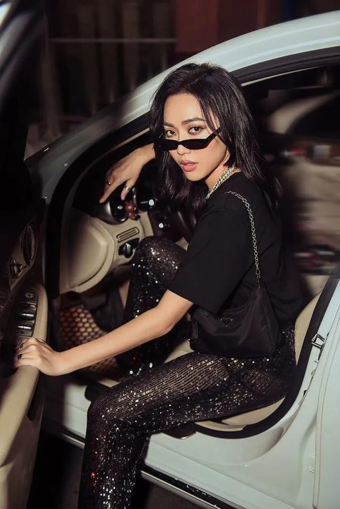 Trước tuổi 30, Diệu Nhi đã tự tậu được nhà và xế hộp riêng. Ảnh: Fb Diệu Nhi