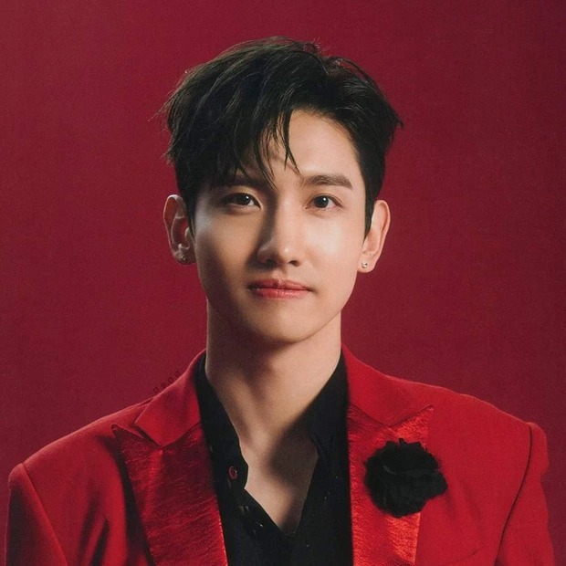 Changmin đã lên chức bố vào ngày 17/10