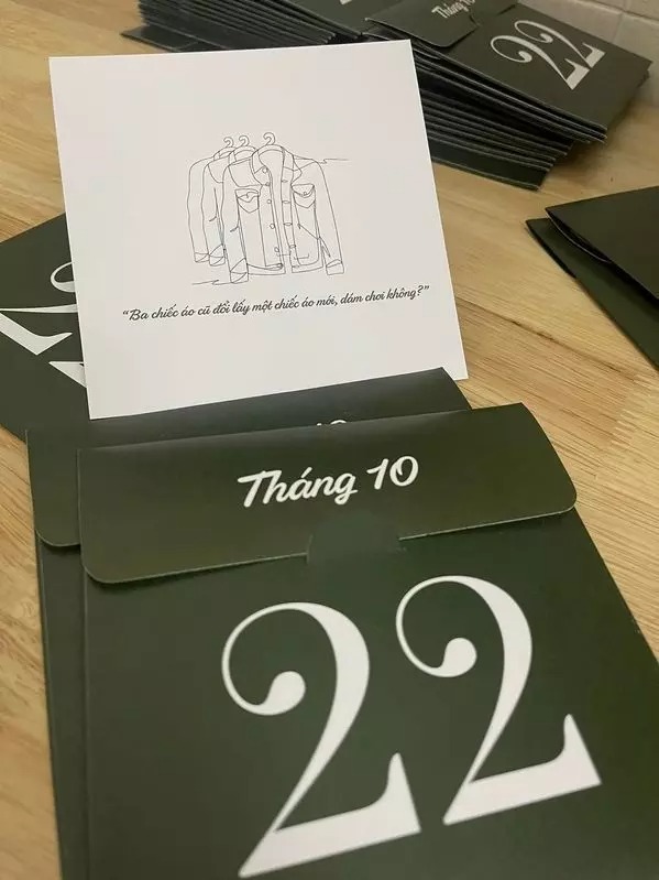 Thiệp cưới họ từng khoe trước đó​​​​​​​.