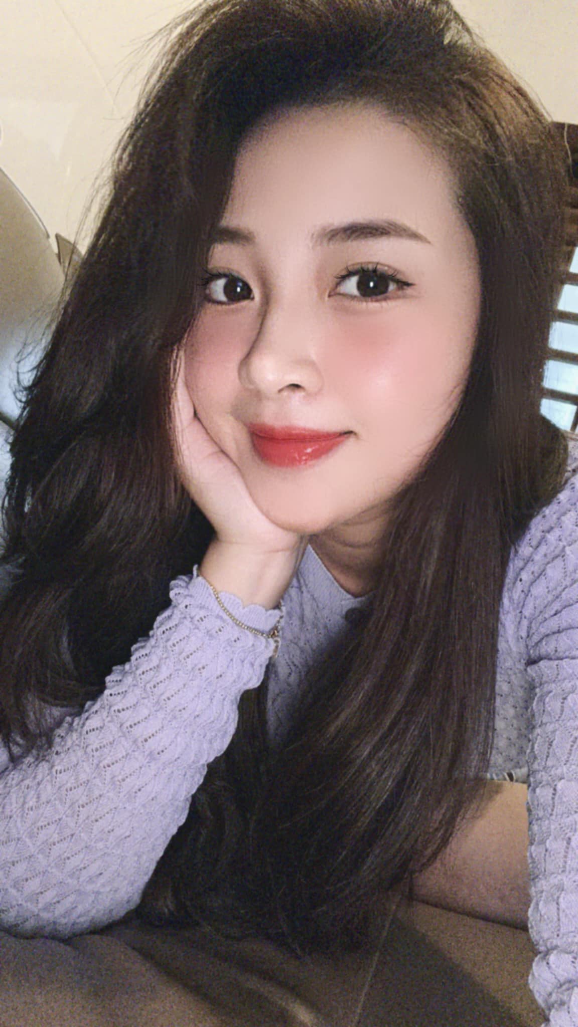 Cô nàng nhanh chóng lấy lại vóc dáng thon gọn sau mỗi lần sinh nở.