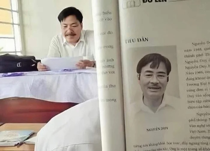 Khác với loạt ảnh trên, nam giáo viên này được các học trò phát hiện sở hữu gương mặt với nhà văn Nguyễn Duy