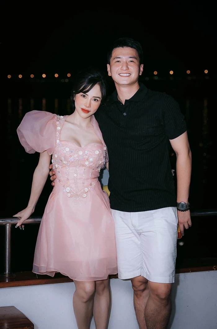 Cách đây không lâu nam diễn viên từng tự tay chuẩn bị từng khâu nhỏ nhất cho tiệc sinh nhật của bạn gái