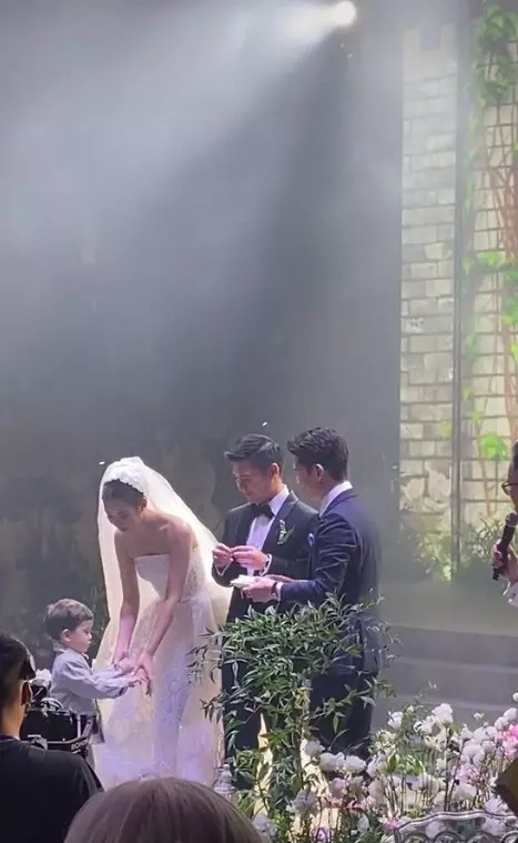 Gấu và cô Mỹ Linh.