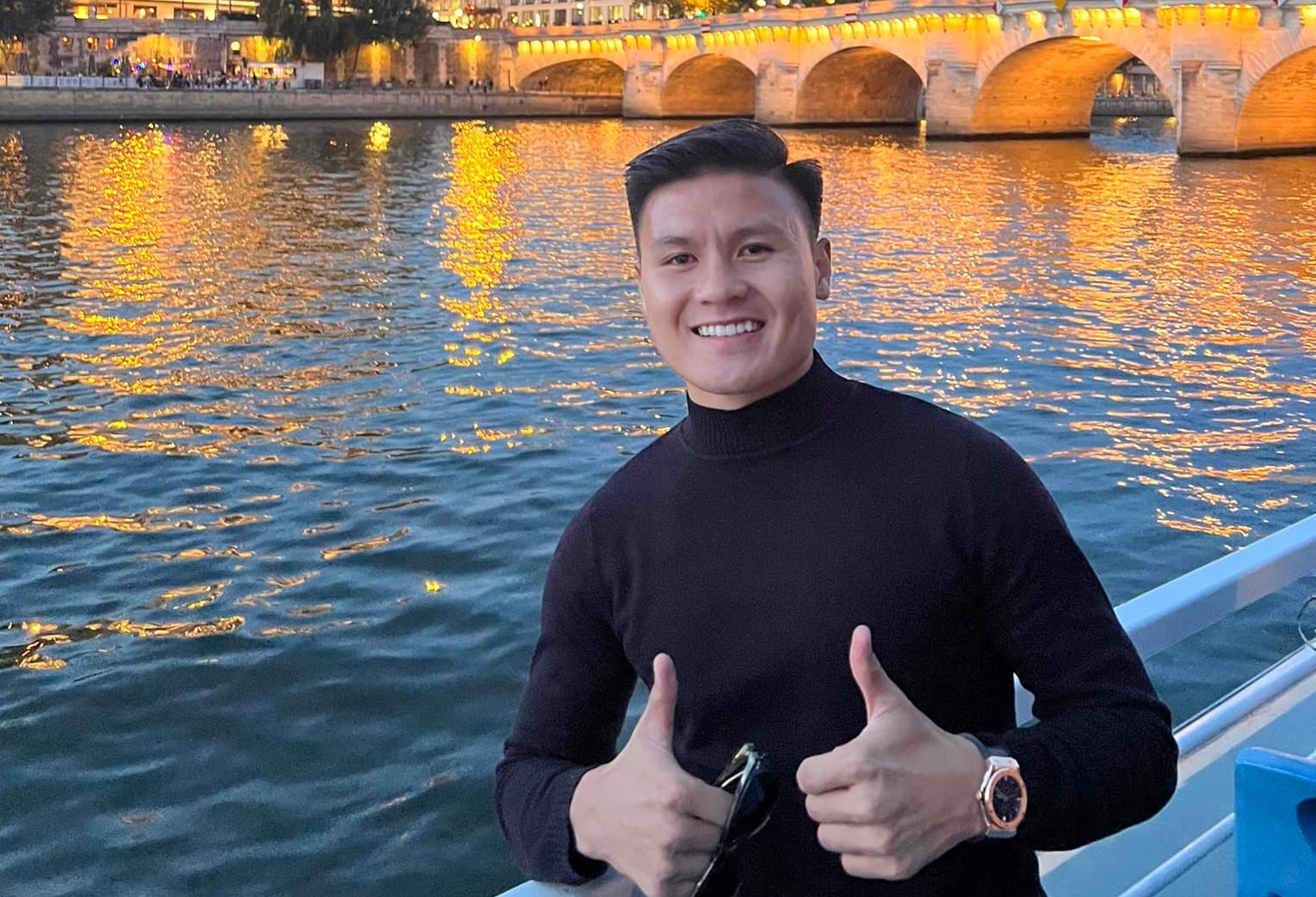 Trước đó, trong trận đấu giữa Pau FC và Rodez ở vòng 11 Ligue 2, Quang Hải đã ghi bàn thắng gỡ hòa, giúp Pau FC giữ được 1 điểm quý giá, thoát khỏi nguy cơ bị xuống hạng.