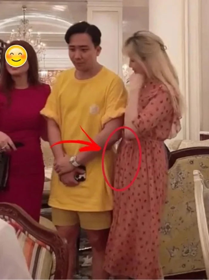 Kể từ khi kết hôn với Trấn Thành, Hari Won nhiều lần bị nghi mang thai do lỗi trang phục cũng như do vòng 2 của cô tự dưng to bất thường. (Ảnh: Saostar.vn)