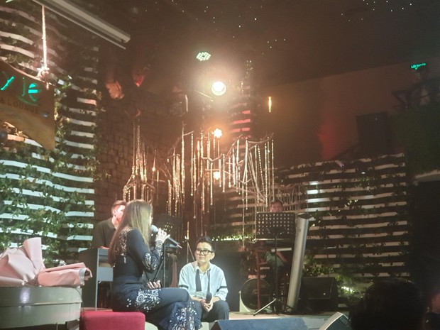 Thanh Hà - Phương Uyên giao lưu với khán giả Hà Nội.