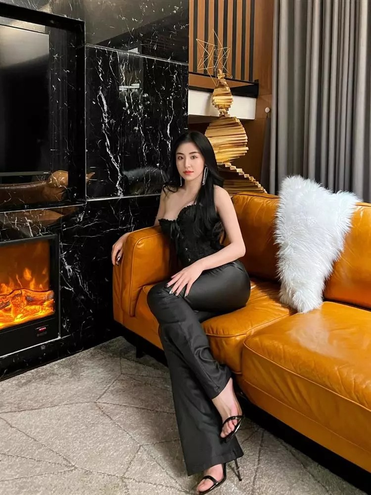 Nhiều người bày tỏ không nhận ra hot girl bánh tráng trộn giản dị, từng nổi đình đám năm nào.​​​​​​​