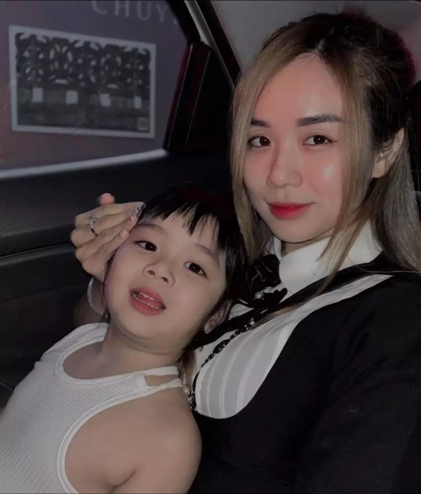 Cindy Lư nhắn nhủ yêu thương tới bé Cún nhân dịp con gái tròn 4 tuổi.