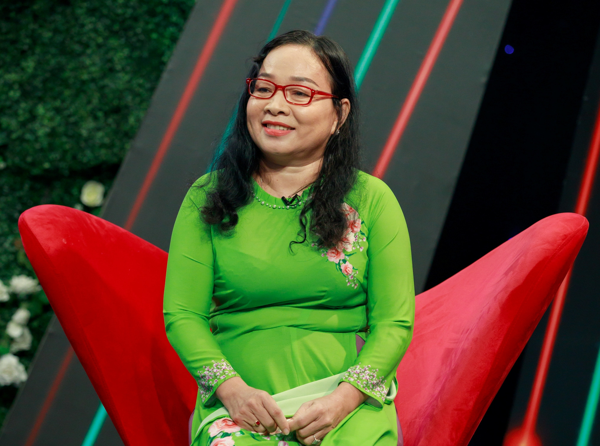 Làm mẹ đơn thân trong một thời gian dài, bà Thủy bắt đầu tìm hạnh phúc của riêng mình.