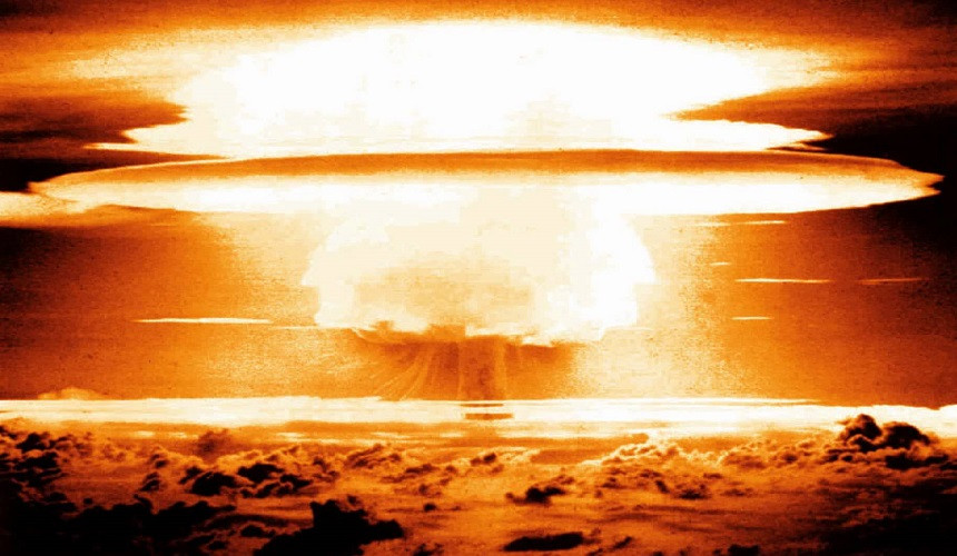 Vụ nổ Castle Bravo. Ảnh: Bracing Views