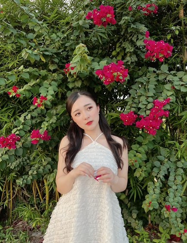 Nữ MC hy vọng bản thân sẽ mau chóng phục hồi để kịp đi làm chương trình này và hứa hẹn: 