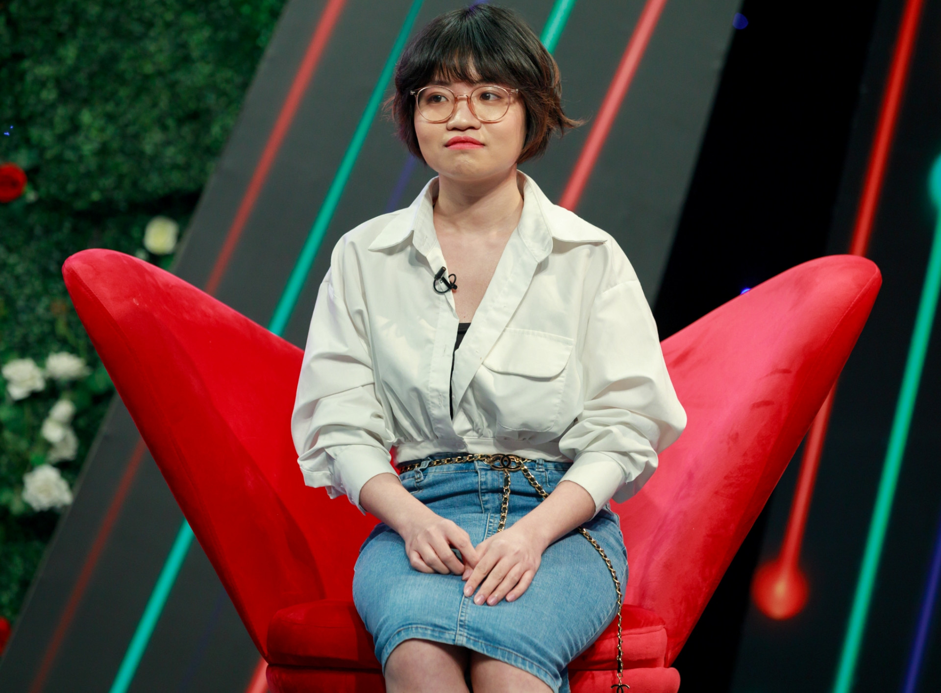 Cô gái đến từ Hà Nội rất cá tính và độc lập.