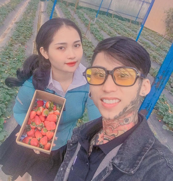 Cặp đôi luôn cố gắng vun vén hạnh phúc gia đình