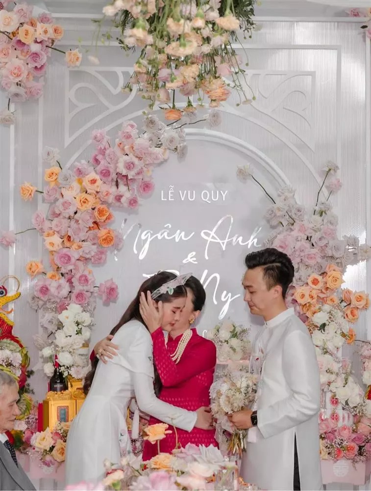 Bức ảnh được Lê Âu Ngân Anh mô tả thú vị: 