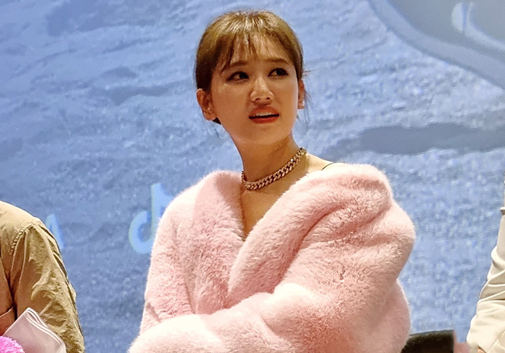 Hari Won trong buổi ra mắt MV. 